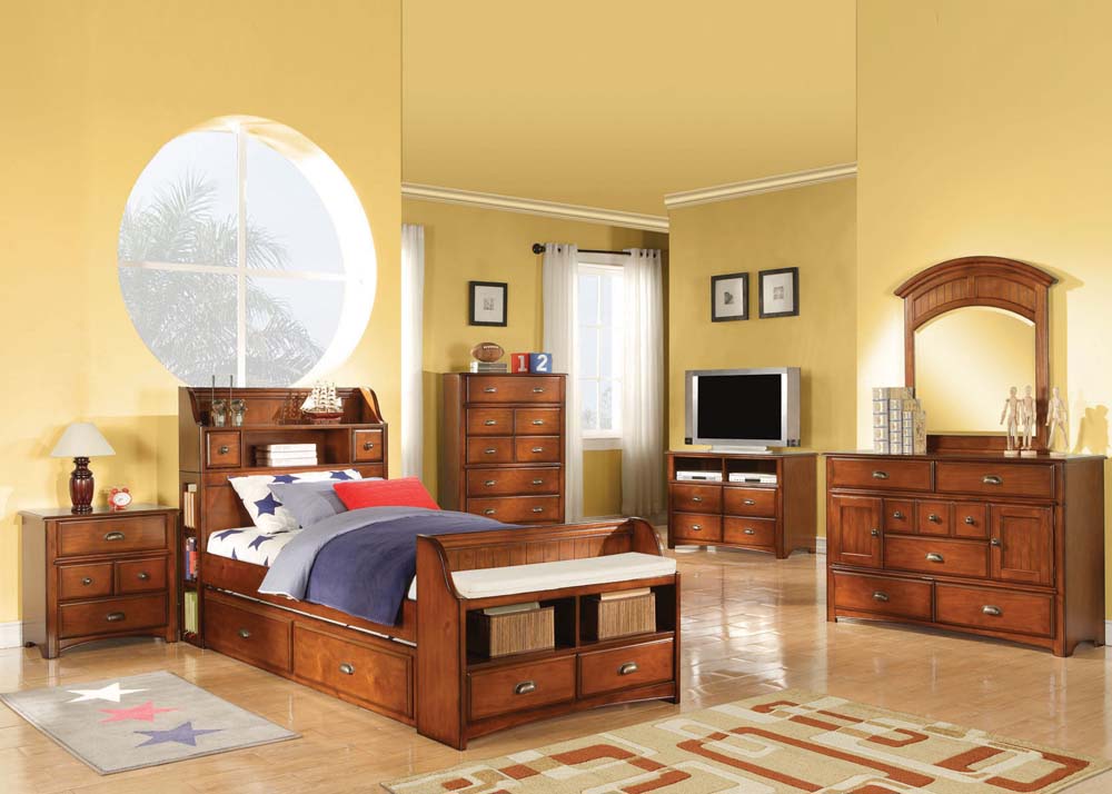 http://www.wholesaleuniquefurniture.com/wp-content/uploads/2015/10/logo175.jpg